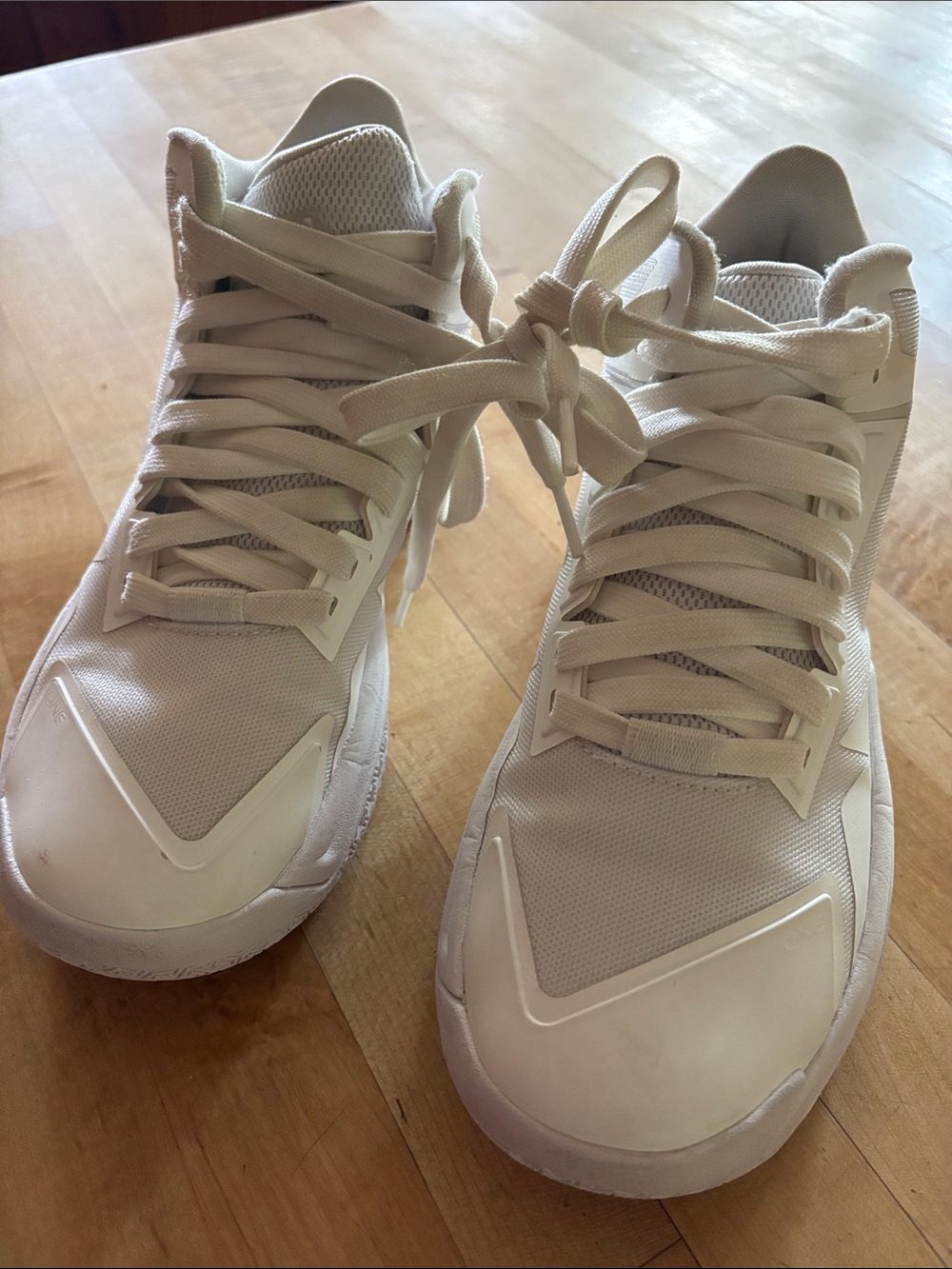 Women’s Moolah basketball volleyball Athletic Lace-Up Sneakers